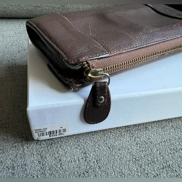 Chloé long zippered wallet twist project
